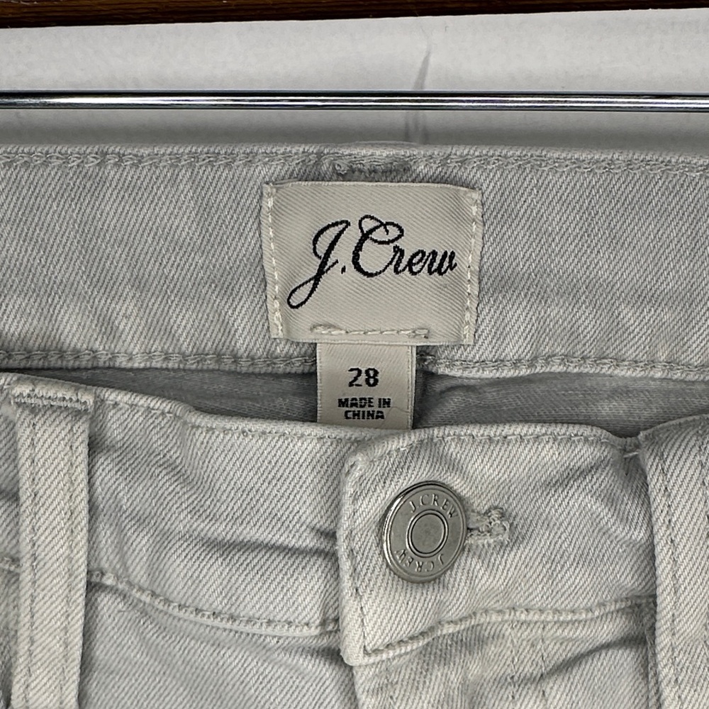 J. Crew Women's Light Gray Vintage Straight Ankle Jeans - Picture 2 of 12